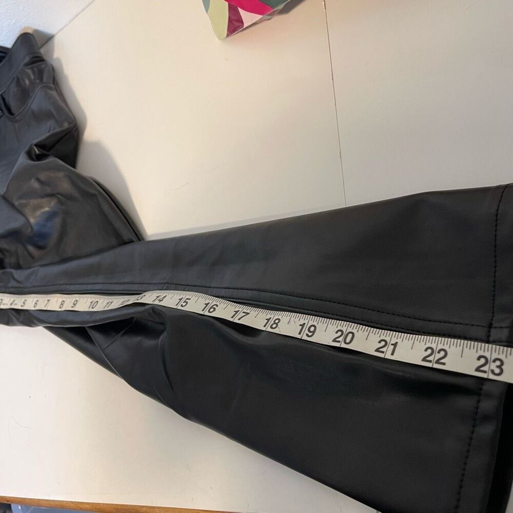 Abercrombie & Fitch The Ankle Straight Ultra High Rise Vegan Leather Curve Love - Picture 9 of 9